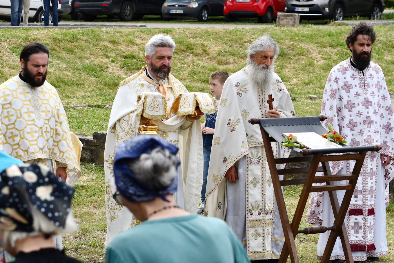 You are currently viewing Dani Svetog Jovana Vladimira: Liturgija na „Barskom trikonhosu“