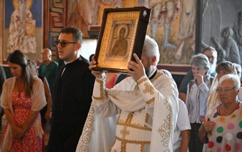 Read more about the article Otac Slobodan Zeković: Majka Božija da omekša srca naša