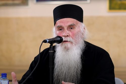 Read more about the article Arhimandrit Stefan (Vučković): Krst i vaskrsenje