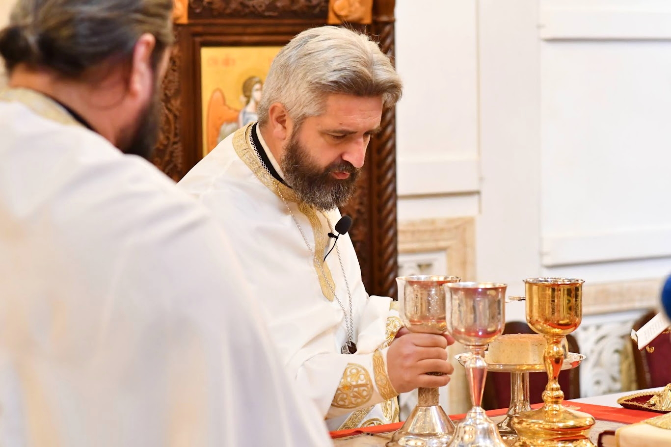 Read more about the article Никољдан прослављен у барском храму