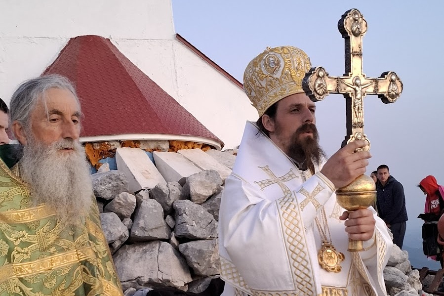 Read more about the article Поводом двадесетогодишњице освећења цркве на Румији Свету Литургију служиће Владика диоклијски г. Пајсије