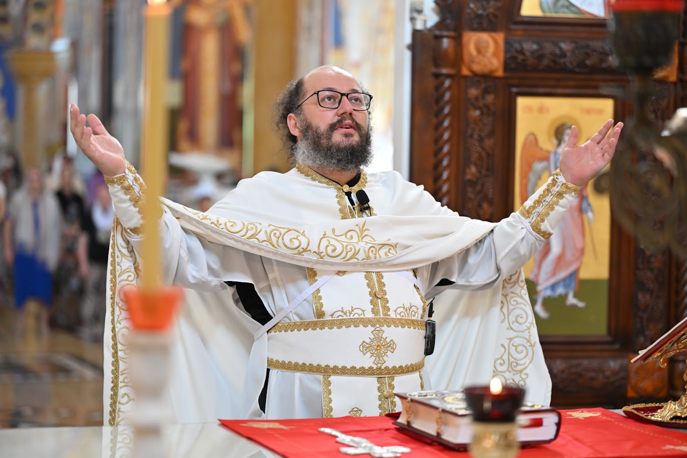 You are currently viewing Јеромонах Агатангел: „Да увијек будемо у свадбеном руху добрих дјела и да увијек будемо спремни ући у Царство Небеско“