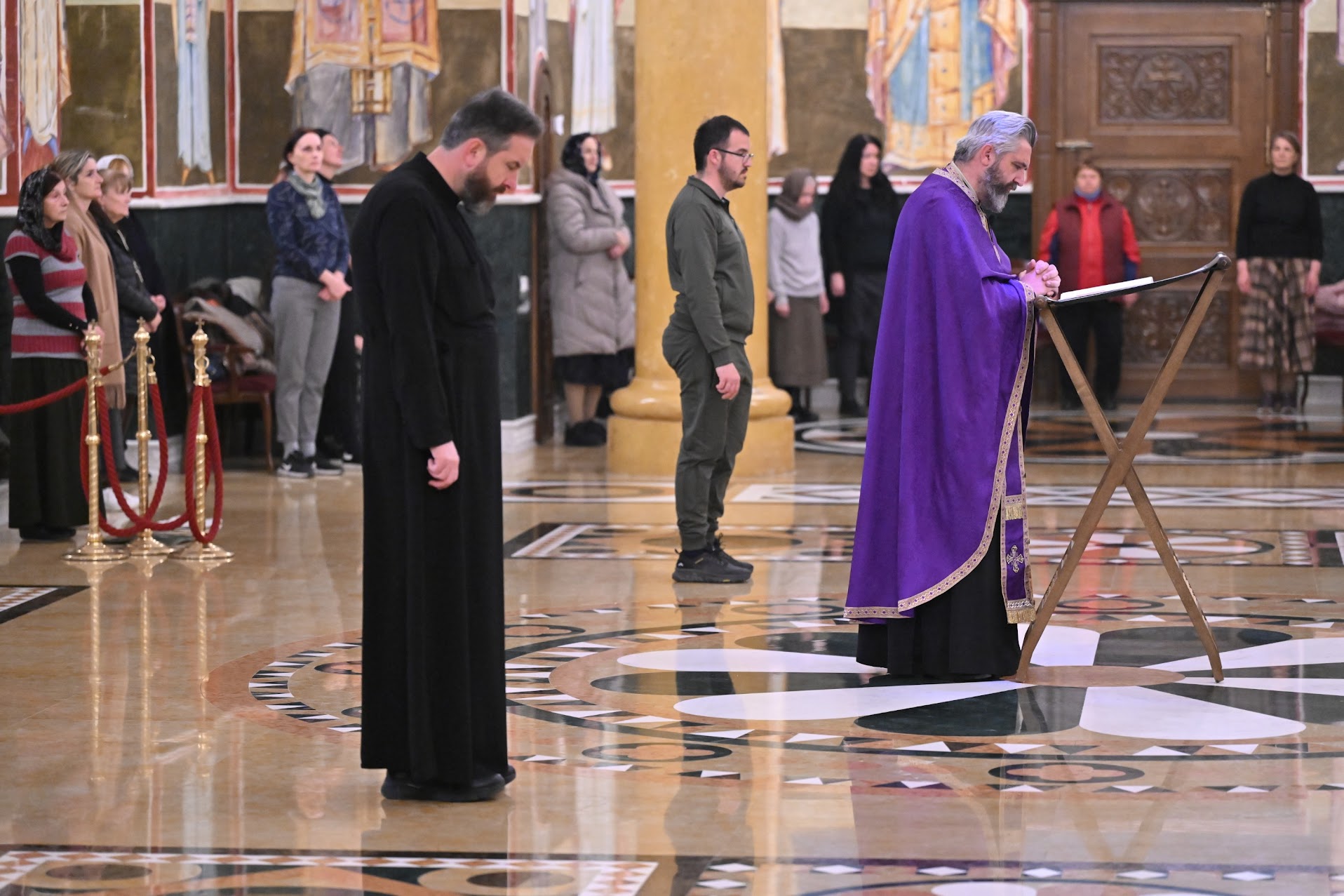 Read more about the article Прво великопосно бденије служено у Саборном храму Светог Јована Владимира