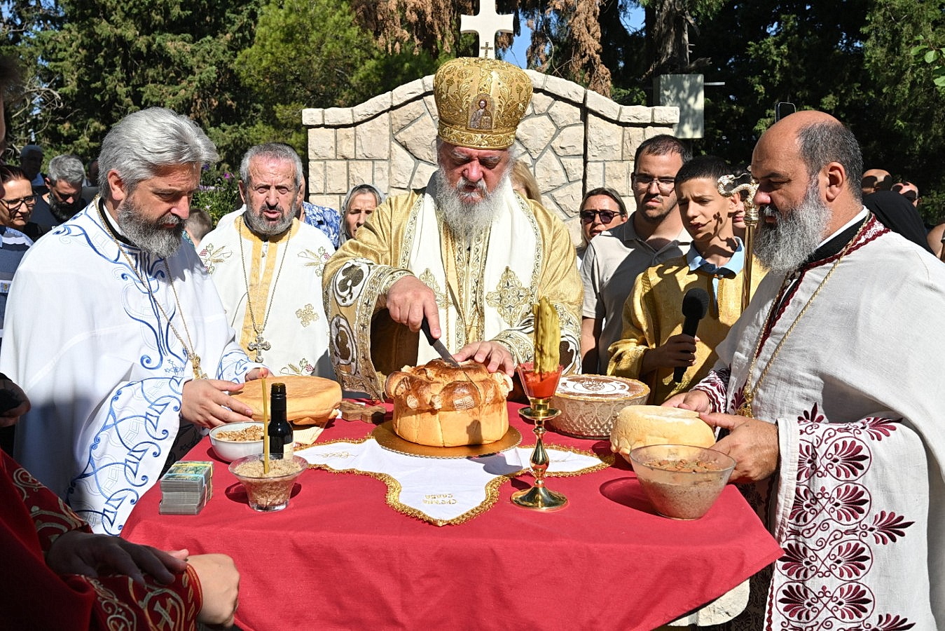 Read more about the article Манастир Светог Илије на Волујици прославио храмовну славу; служио Владика Кирило